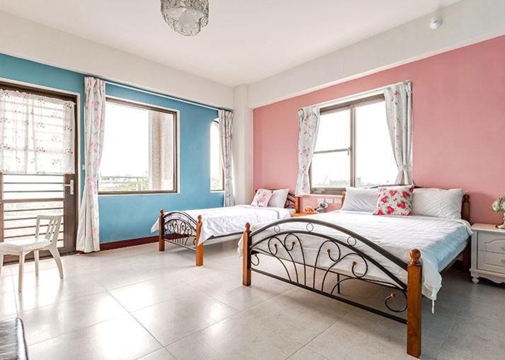 Moonlight Manor B&B Taitung ภายนอก รูปภาพ
